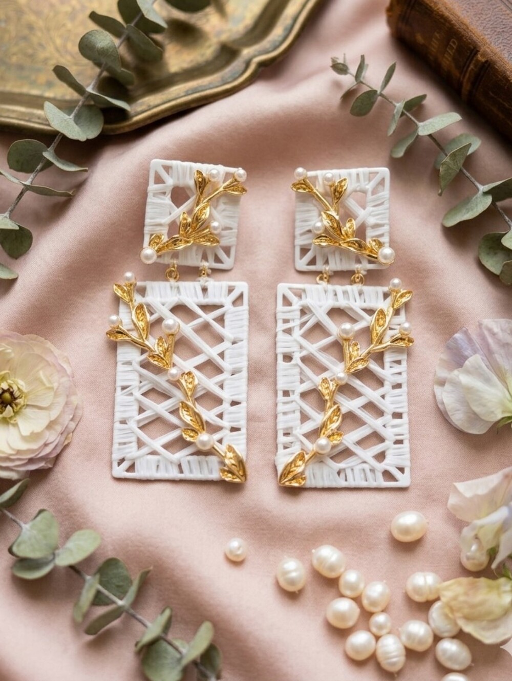 NEW Tuckernuck Gold Gracen Geometric Drop Earrings With Gold Leaves And Pearls